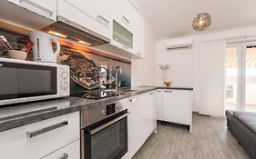 Apartments Maza